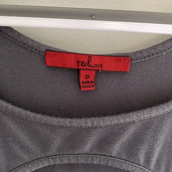 Buckle Keyhole Tank - Picture 4 of 8